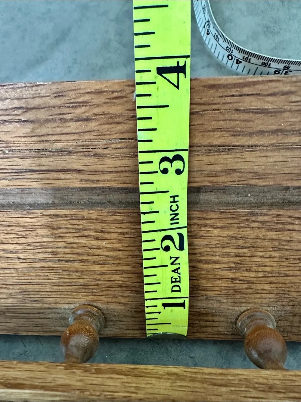 Vintage Wooden Wall-Mounted Display Plate Shelf Spindle Gallery Rail Solid Oak